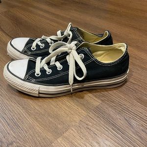 Women’s Converse Sneakers
